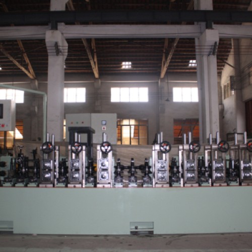 Stainless steel tube making machine